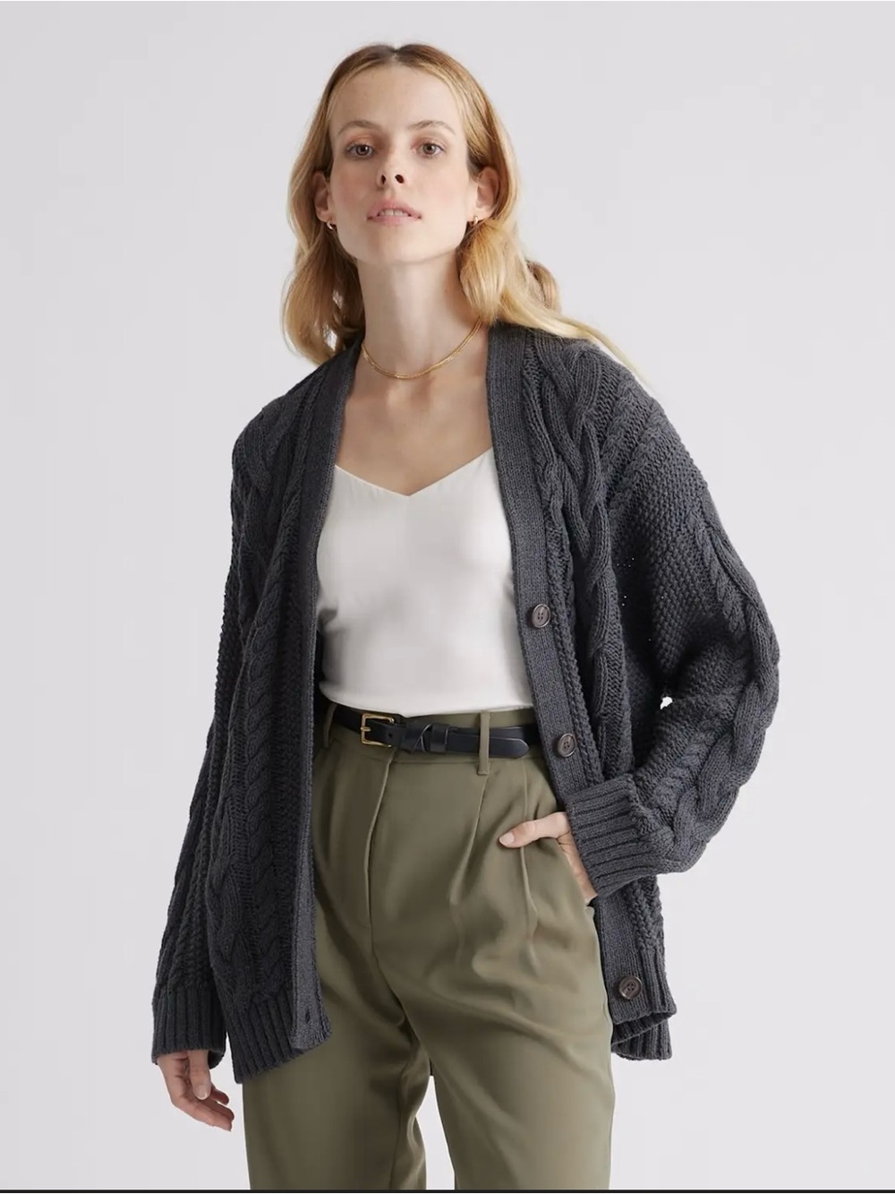 QUINCE Oversized Cable Knit Black Boxy Cardigan
Sweater Women's
MEDIUM  NWOT